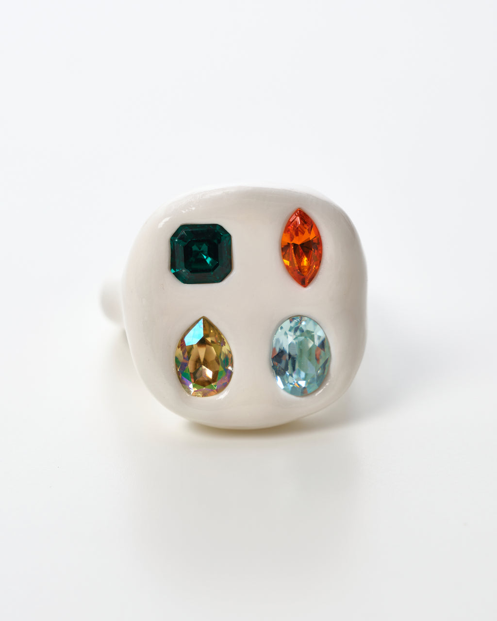 Domino Ring
