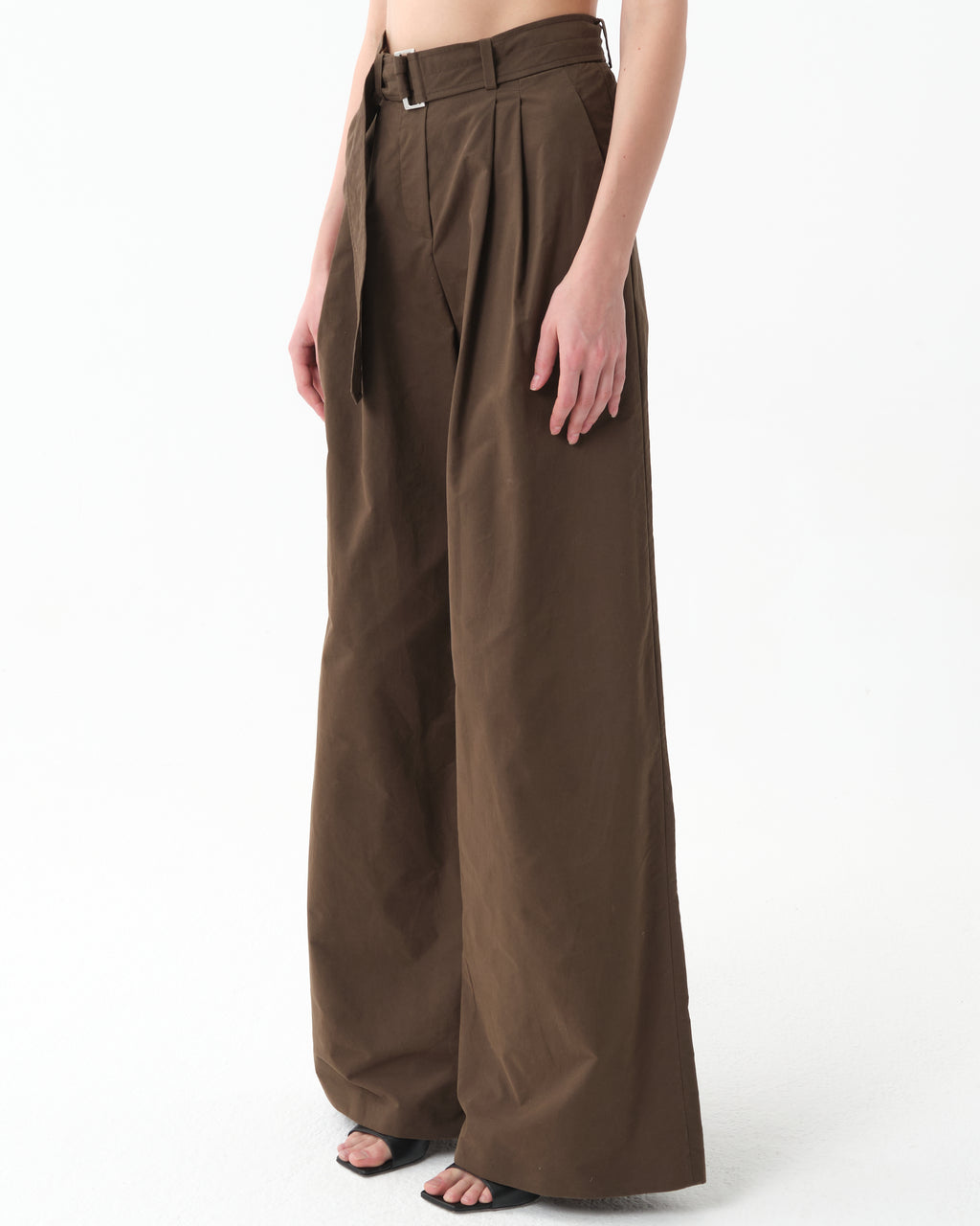 Wide-Leg Belted Trousers