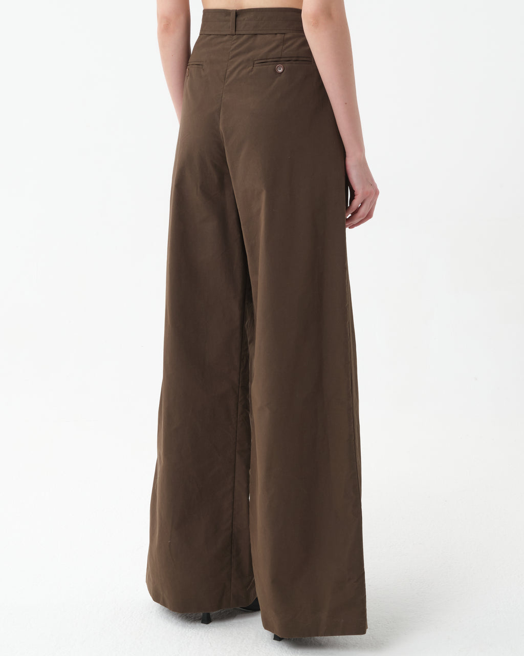 Wide-Leg Belted Trousers