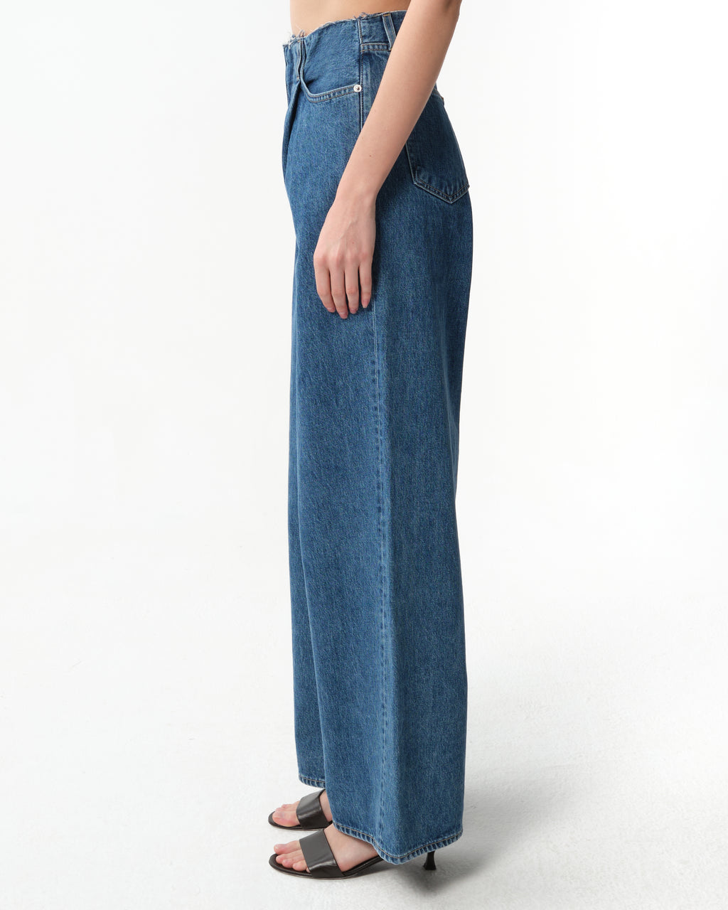 Abby Pleated Wide-Leg Jeans