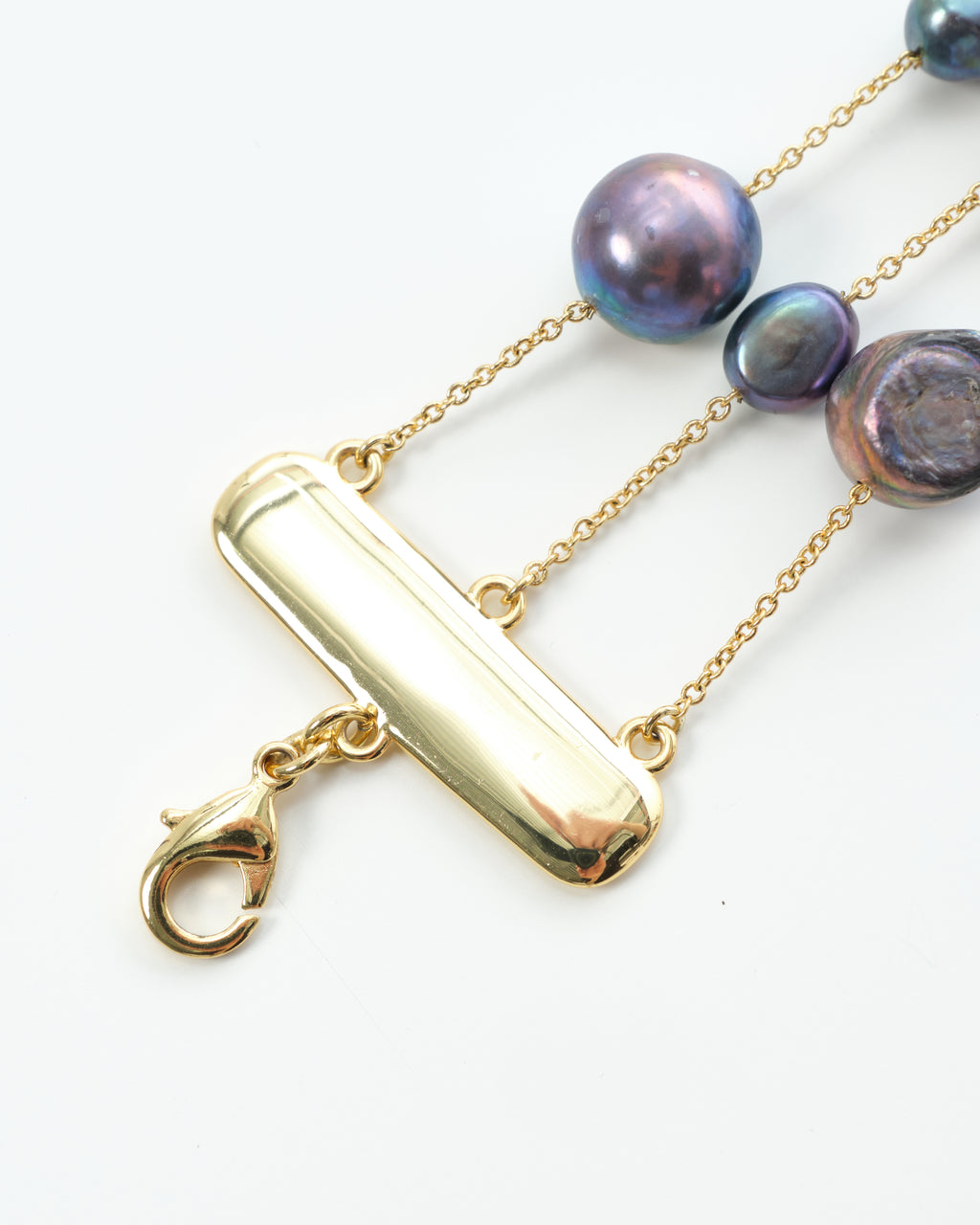 Iridescent Pearl Choker