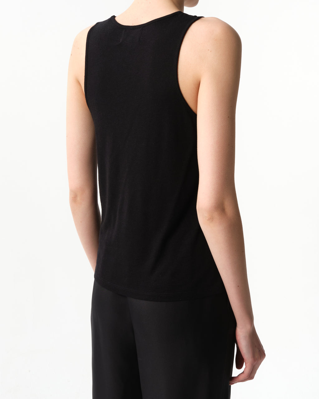 Albia Loose-Fit U-Neck Tank Top