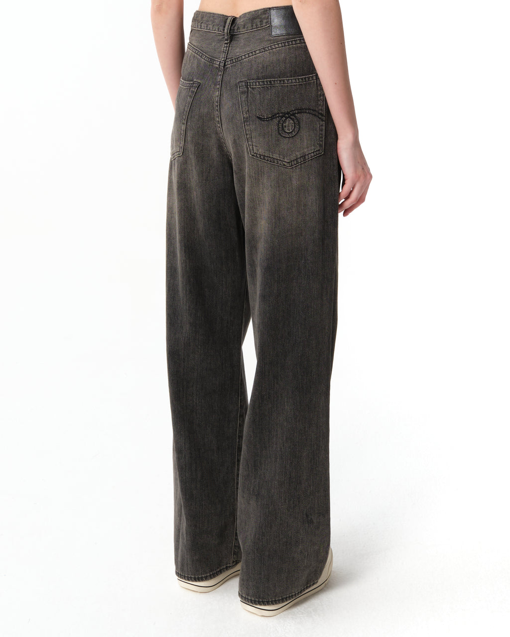 Damon Pleated Wide-Leg Jeans