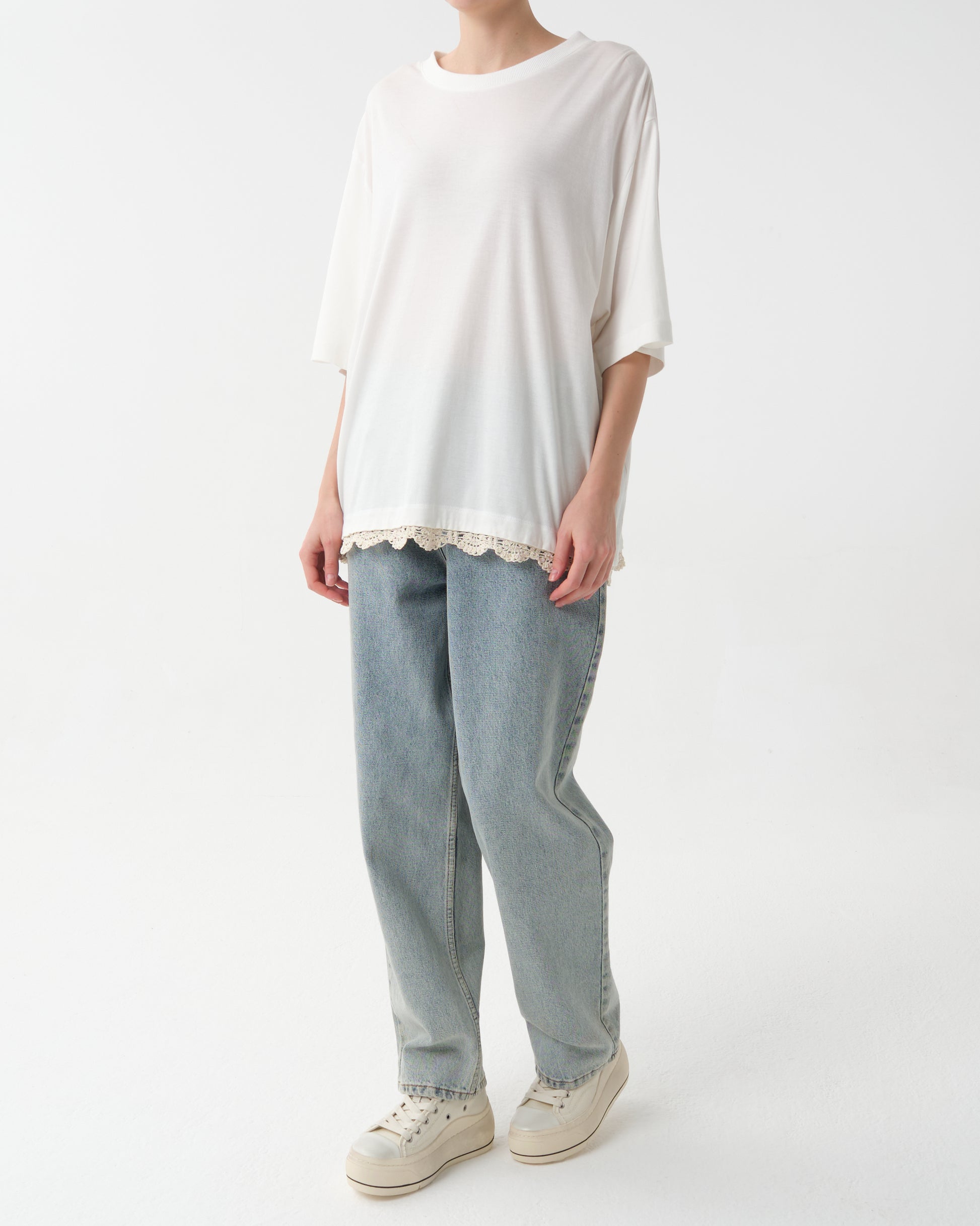 Lace-trim Oversized T-shirt