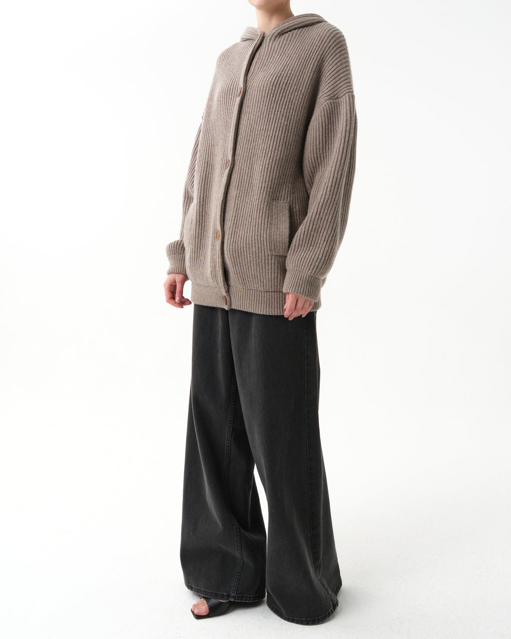 Mid-Rise Wide-Leg Jeans