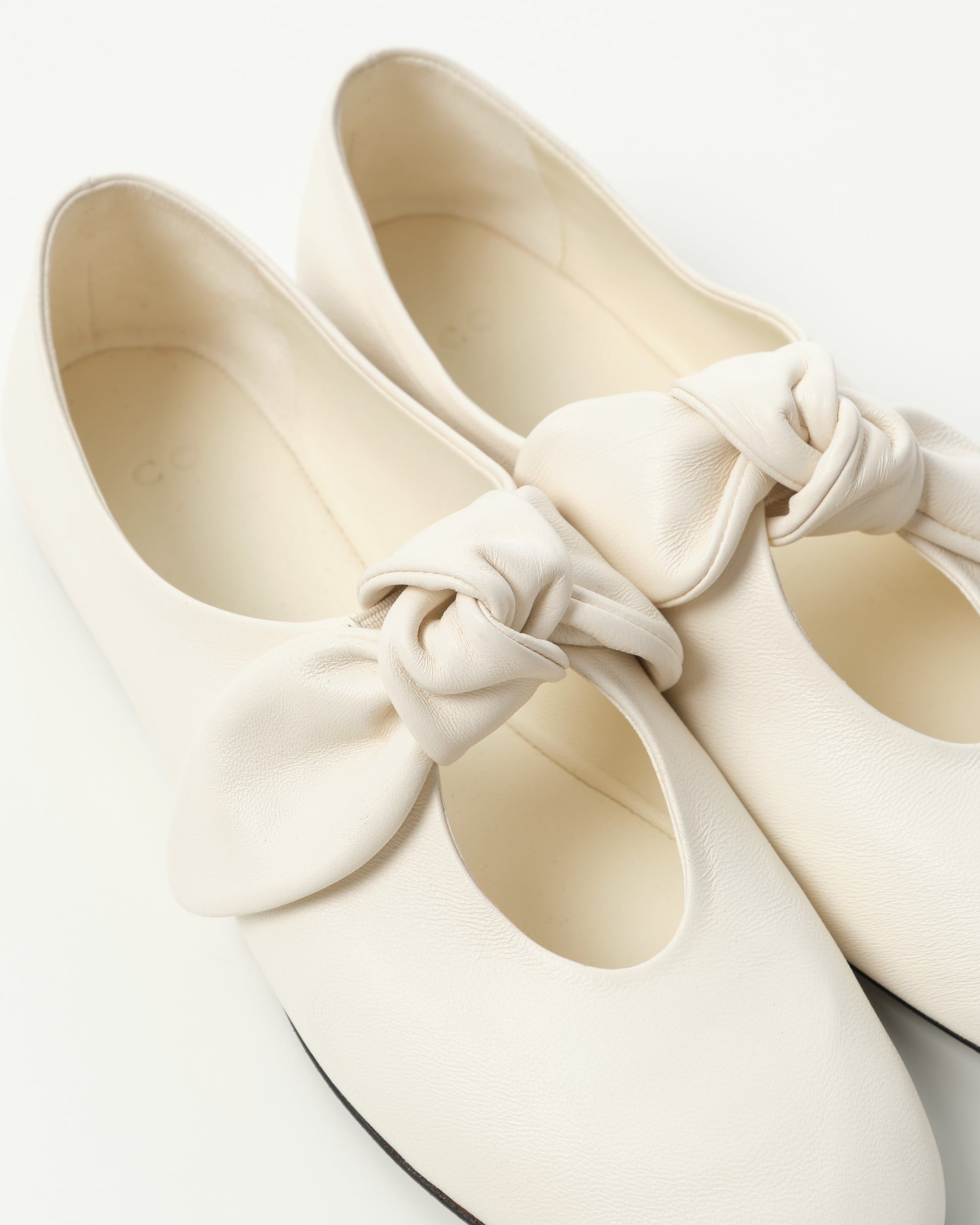 Bow-Detail Leather Flats