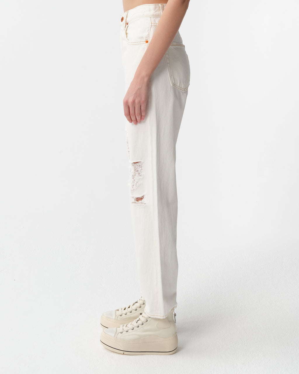 Dakota Destructed Jeans