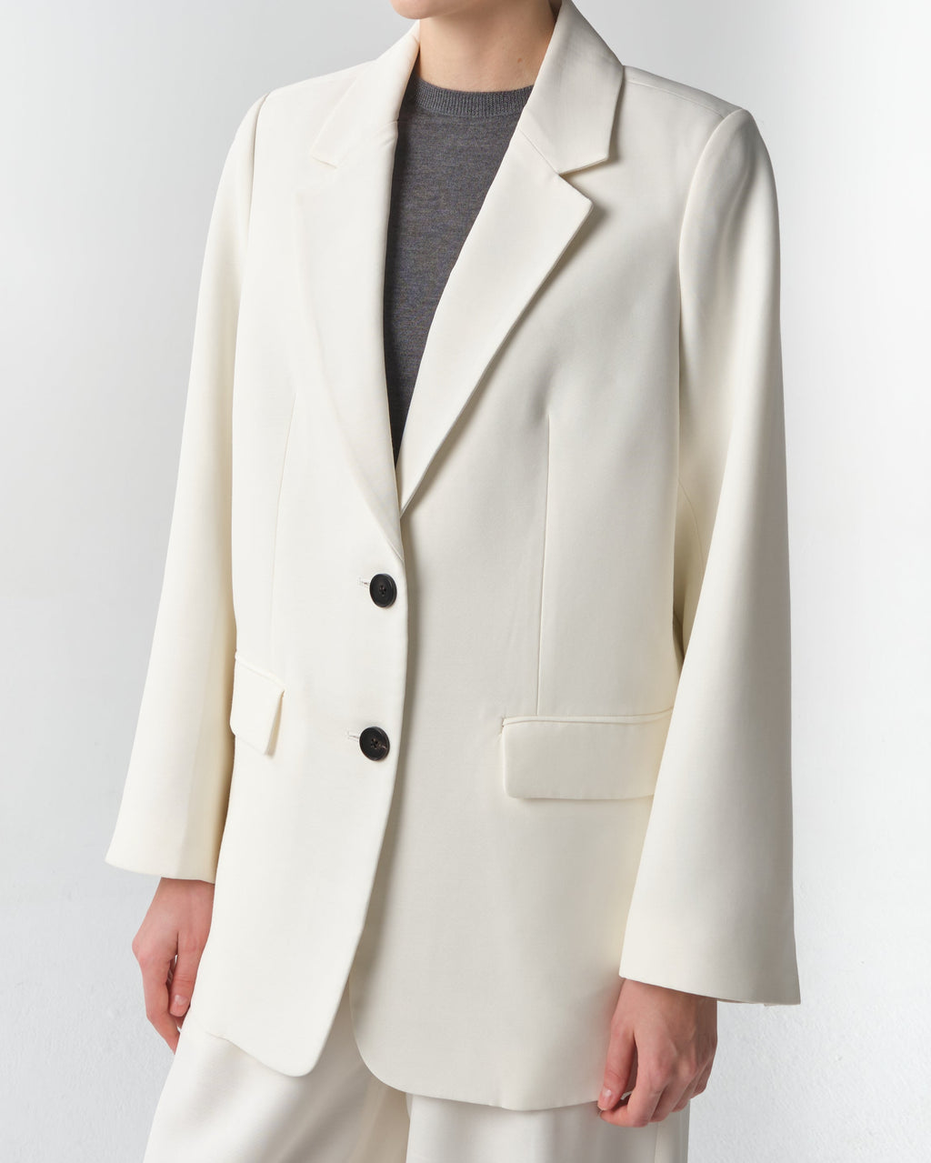 Single-Breasted Tailored Blazer