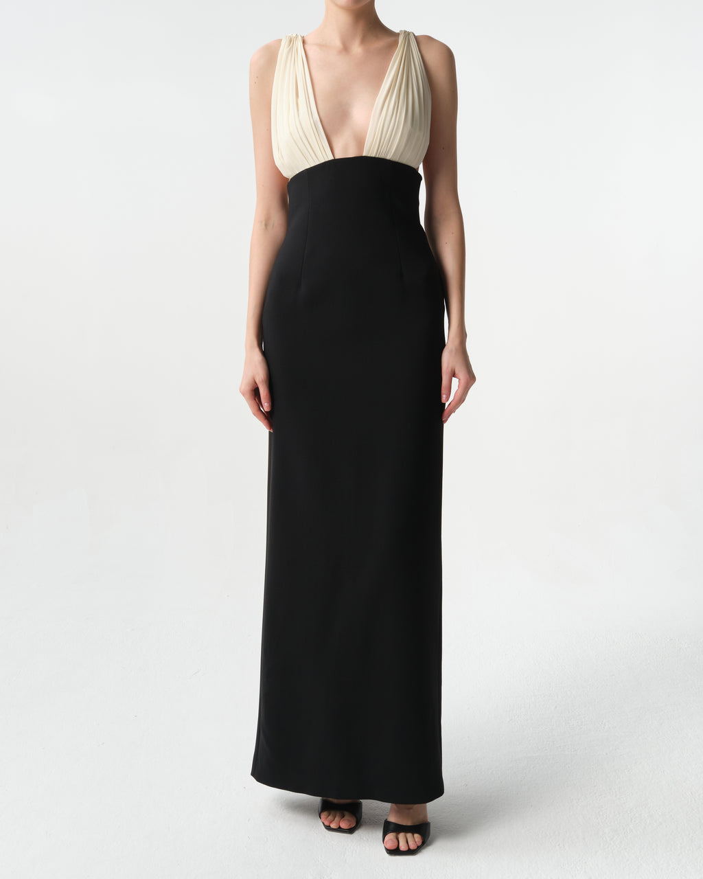 V-Neck Maxi Dress Mara