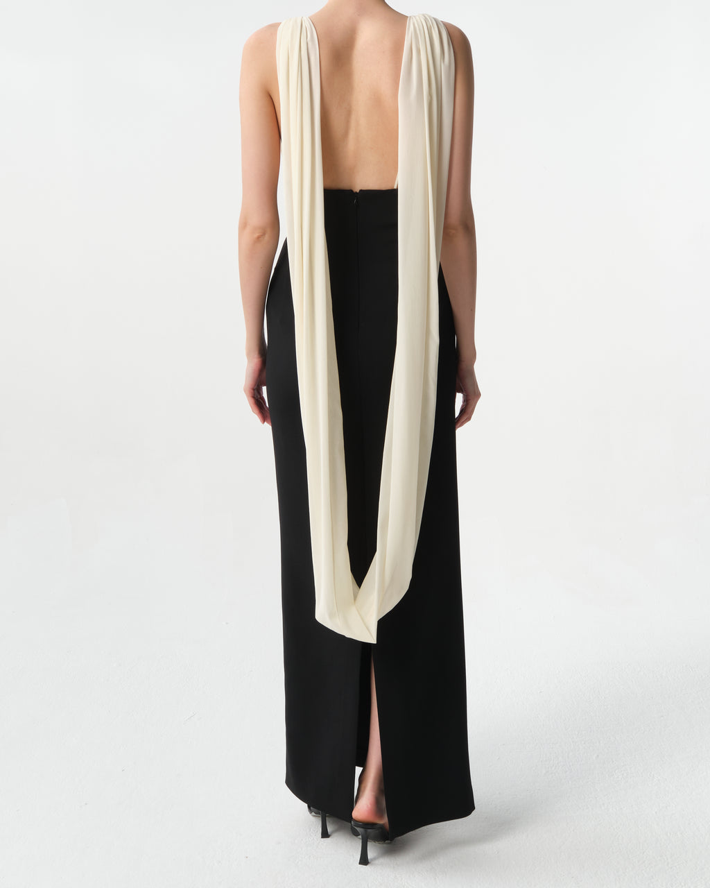 V-Neck Maxi Dress Mara