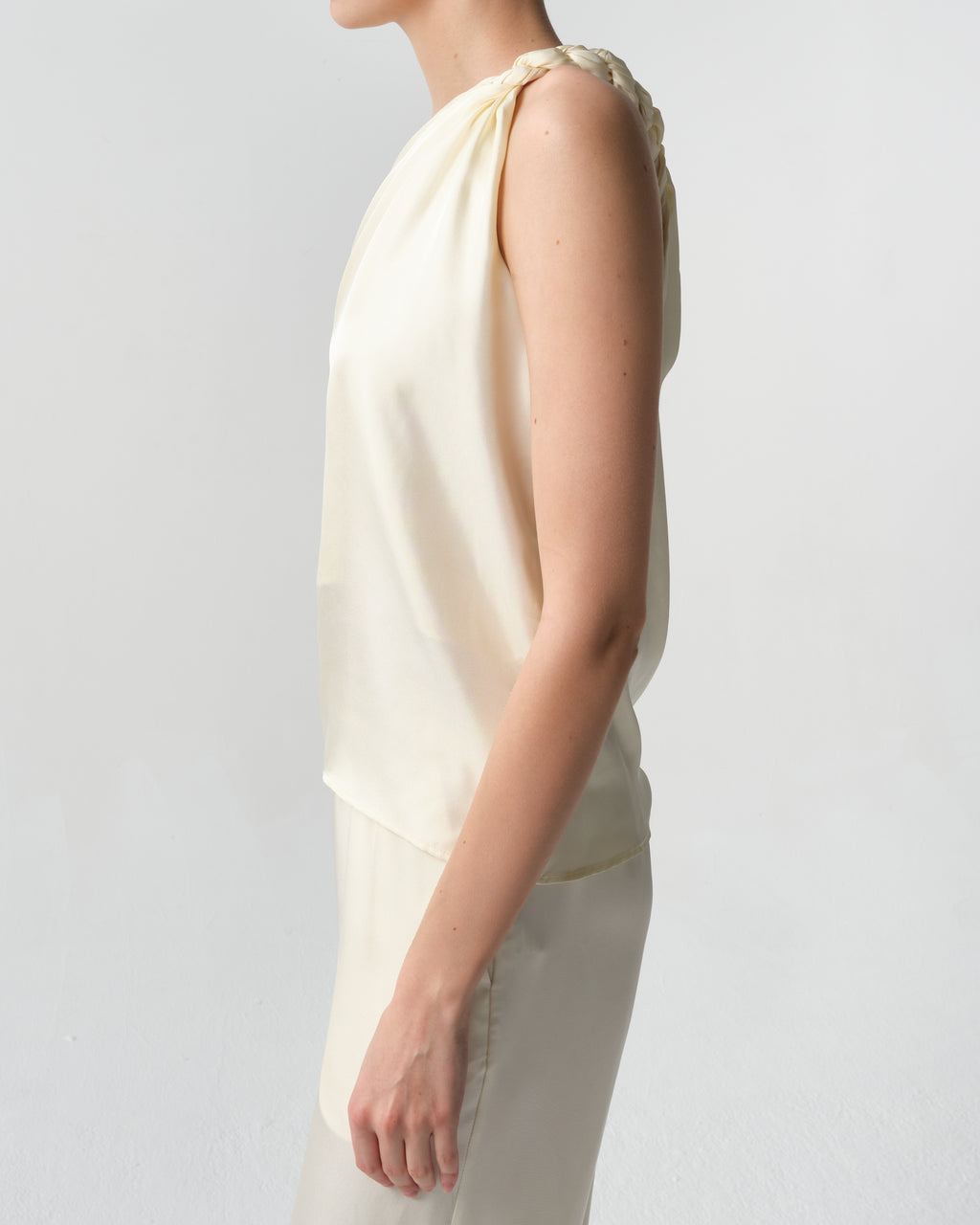 Adiran Twisted One-Shoulder Top