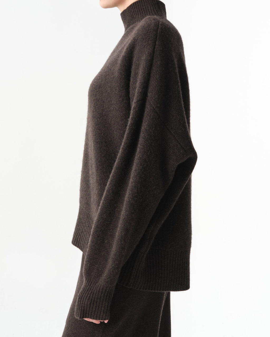 NANTES Brushed Cashmere Sweater