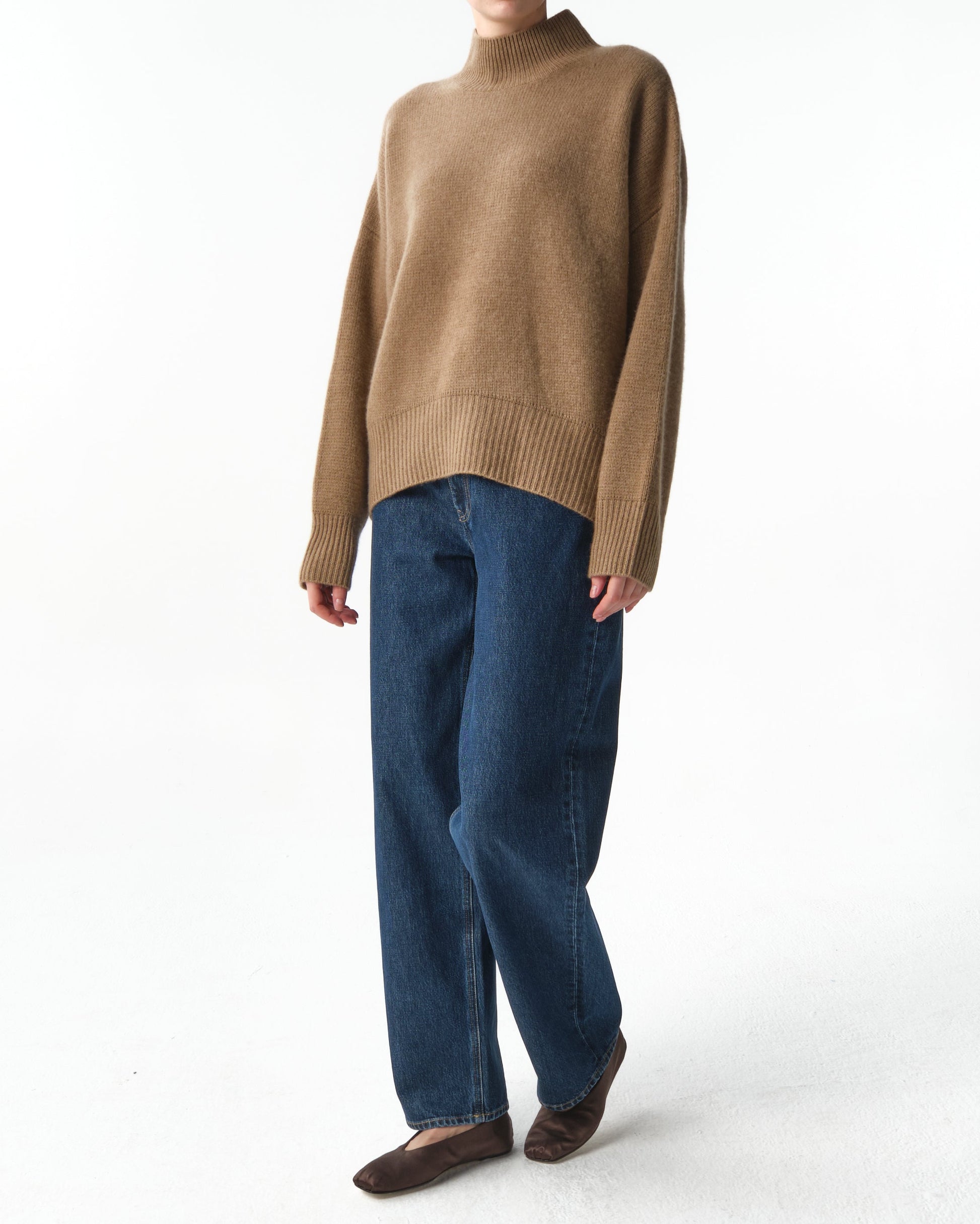 NANTES Brushed Cashmere Sweater