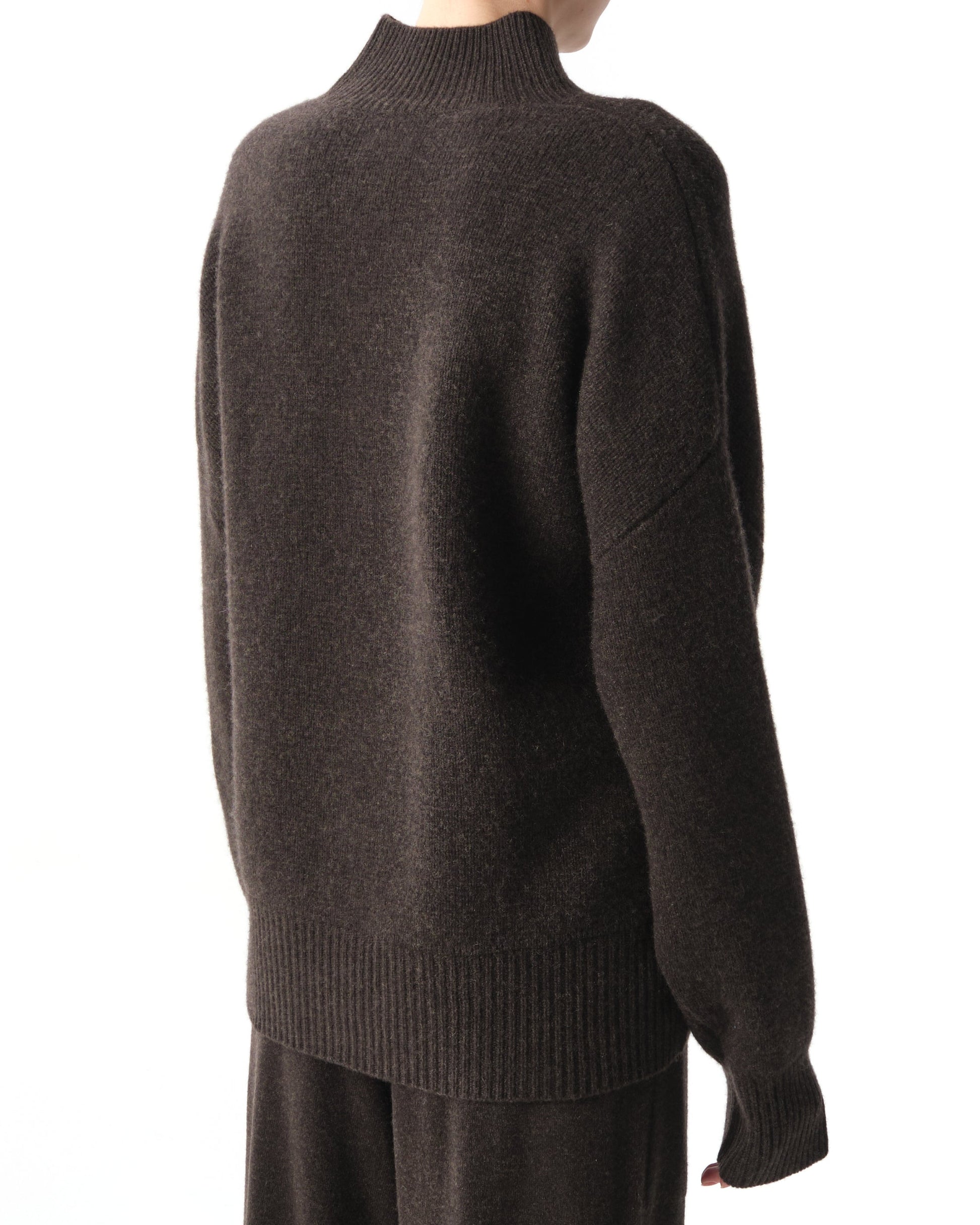 NANTES Brushed Cashmere Sweater