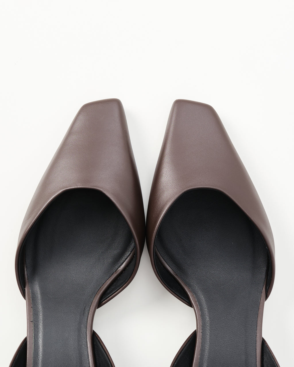 Akila Slingback Pumps