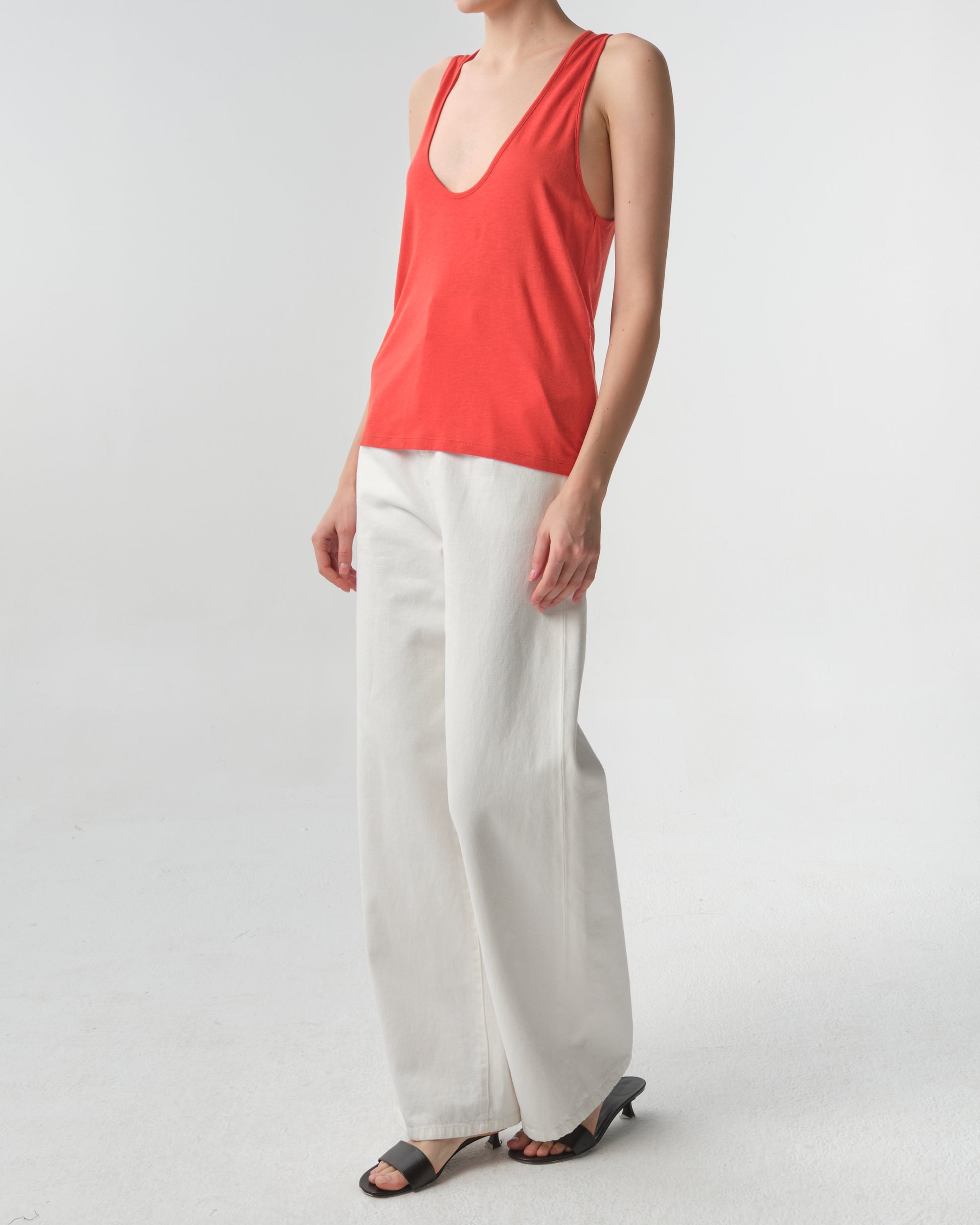 Albia Loose-Fit U-Neck Tank Top