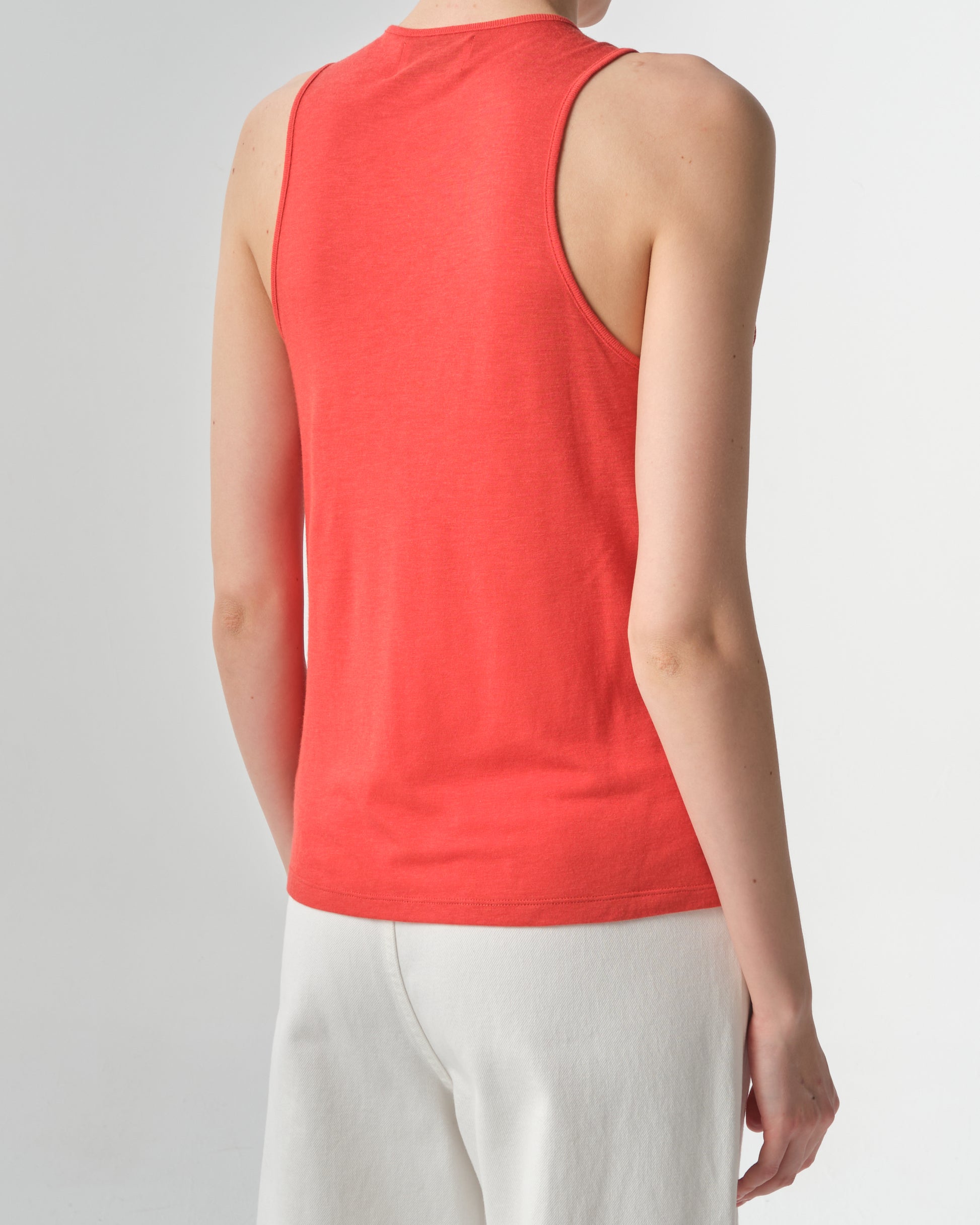 Albia Loose-Fit U-Neck Tank Top
