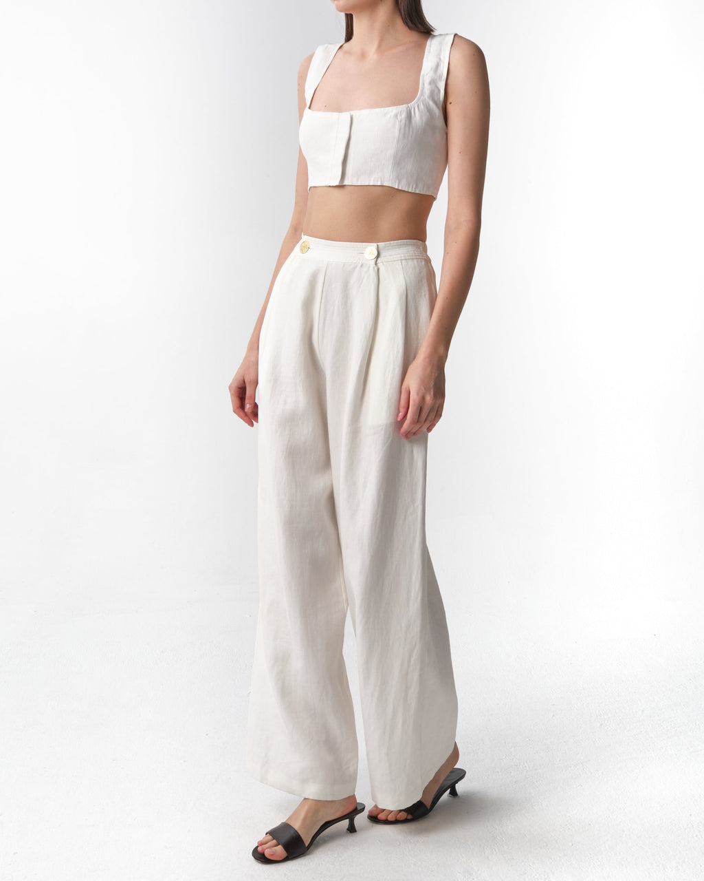 JIRJA Square-Neck Linen Top