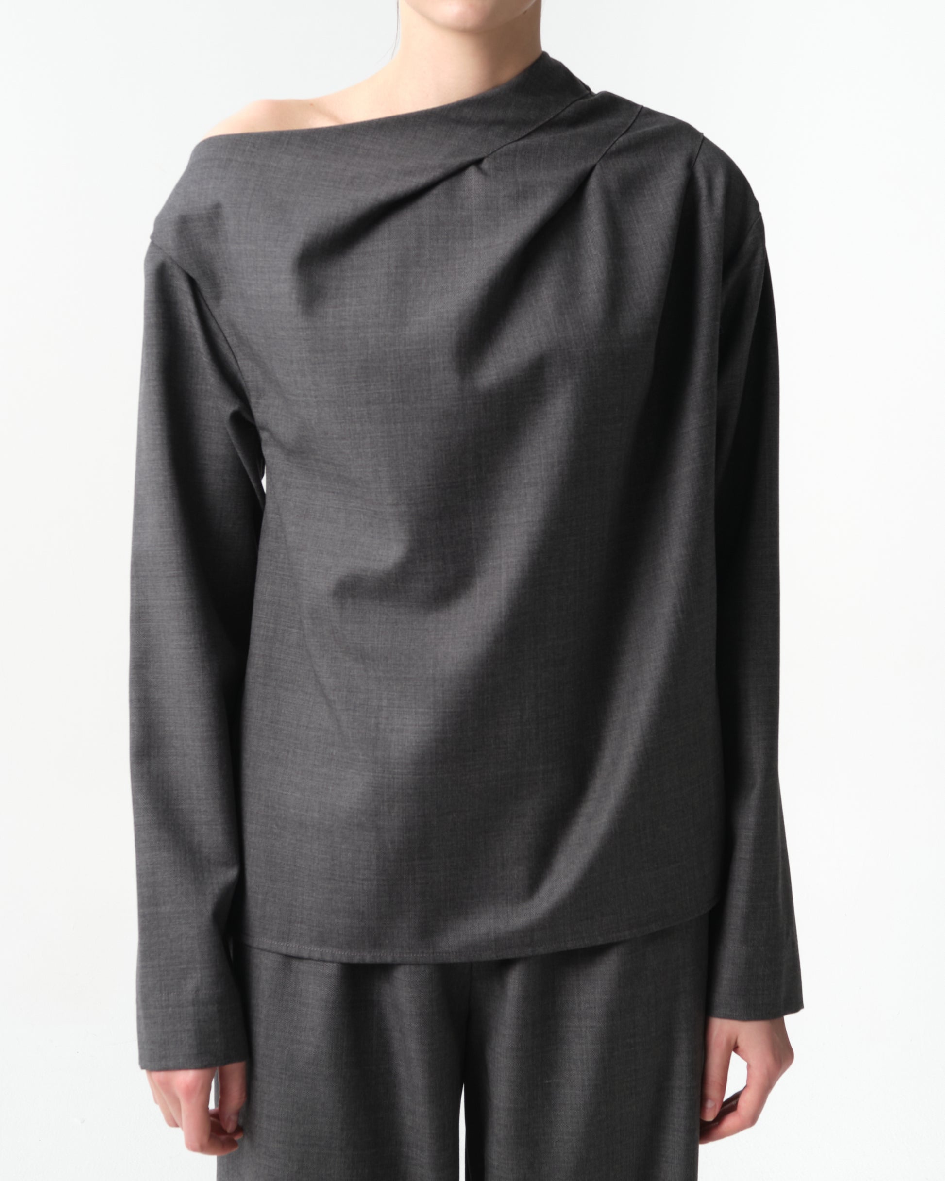 Mauris Asymmetric Draped Wool Top