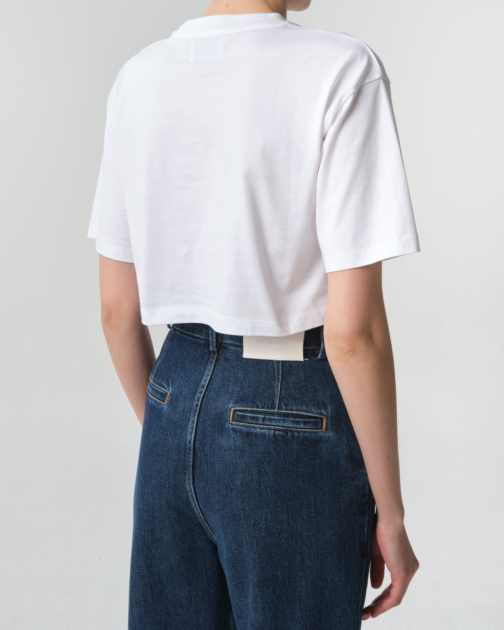 Gupo Cropped T-Shirt
