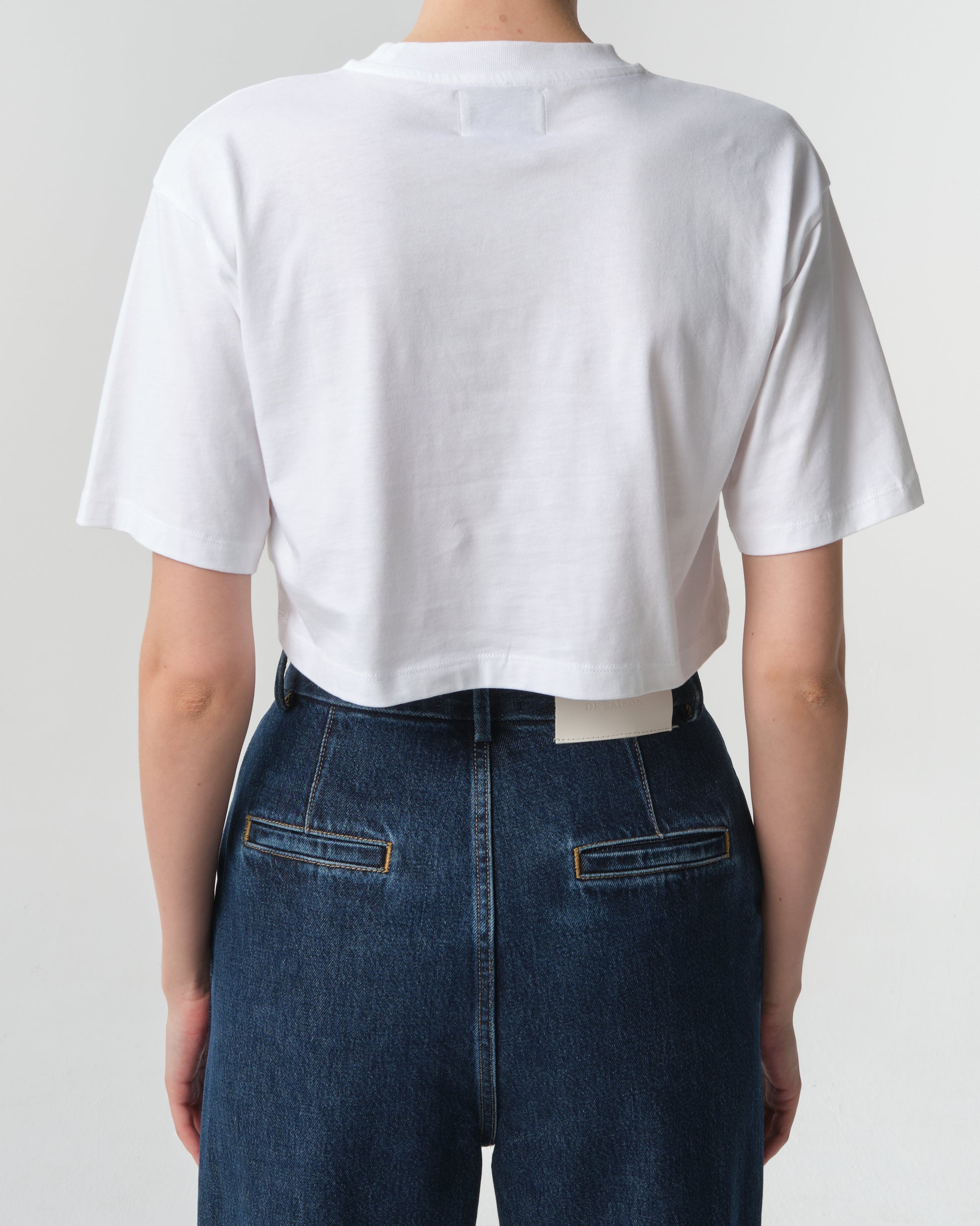Gupo Cropped T-Shirt