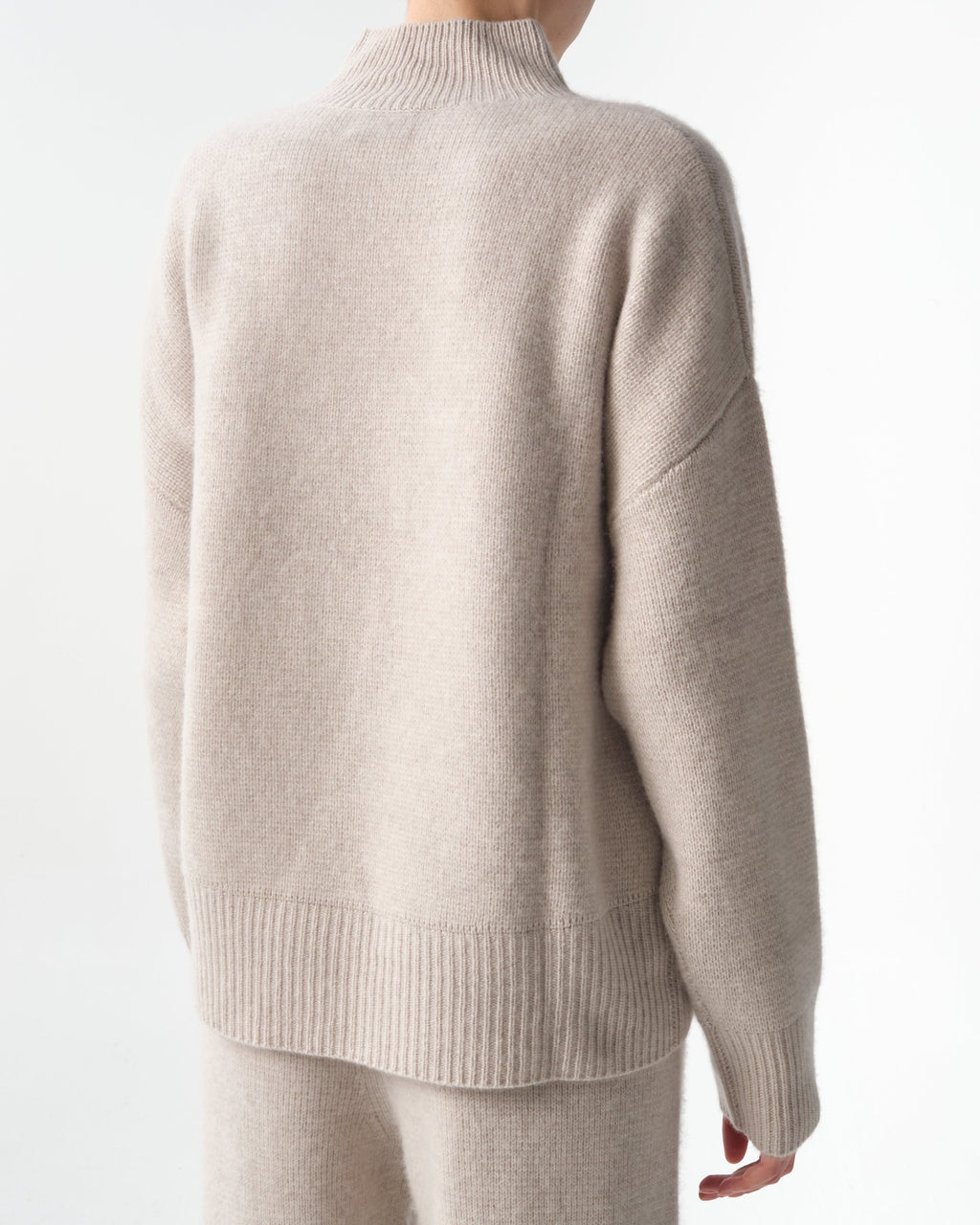 NANTES Brushed Cashmere Sweater