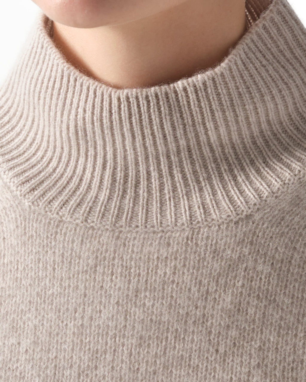 NANTES Brushed Cashmere Sweater