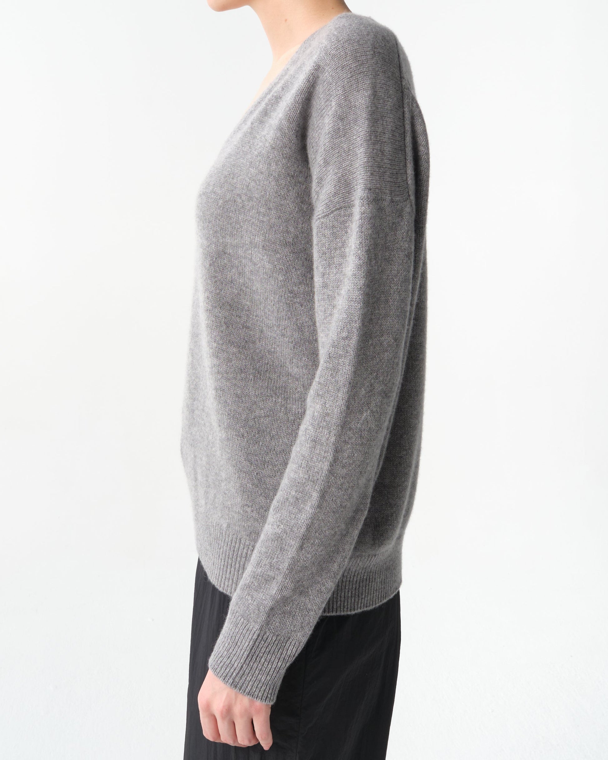V-Neck Long Sleeve Cashmere Top