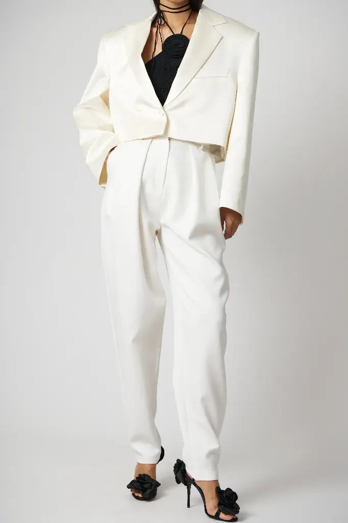 Cropped silk jacket cream