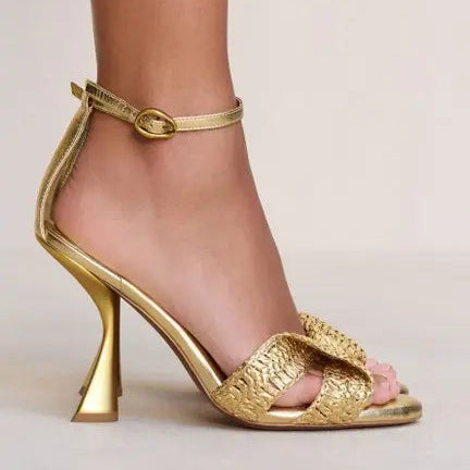 Zephyr Woven Raffia Sculptural Sandals