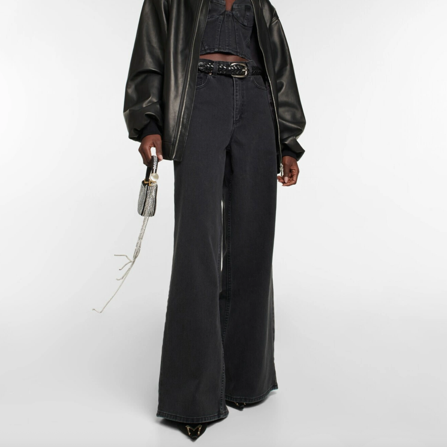 Mid-Rise Wide-Leg Jeans